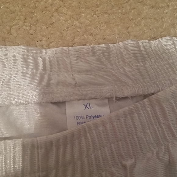 Basketball Shorts - Picture 2 of 3